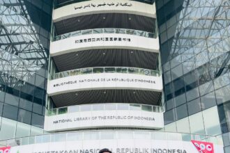 6 Syarat Menuntut Ilmu