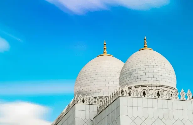 Inilah 5 Keutamaan Datang ke Masjid Sebelum Adzan, Salah Satunya Adalah Naungan di Hari Kiamat