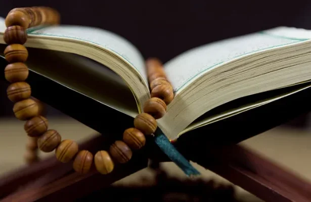 Keutamaan Membaca Surah Al Kahfi