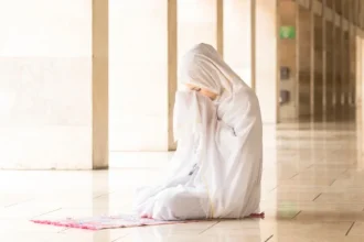 2 Tanda Seseorang Akan Dinaikkan Derajatnya, Pernah Merasakannya?