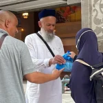 Sedekah Iftar Baitullah untuk Tamu Allah: Yayasan Alfatihah Bagikan 415 Paket Makanan!