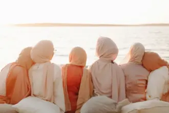 5 Kategori Tabarruj Bagi Wanita, Apakah Kamu Termasuk Salah Satu di Antaranya?