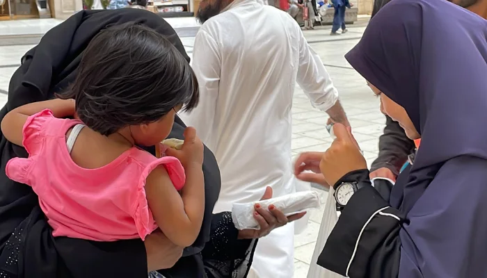 Berbagi di Tanah Suci! Yayasan Alfatihah Lancarkan Program Sedekah Iftar Baitullah