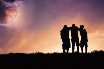 Memilih Circle Pertemanan Positif, Bukan Hanya Sibuk Dunia Tetapi Juga Mengejar Akhirat