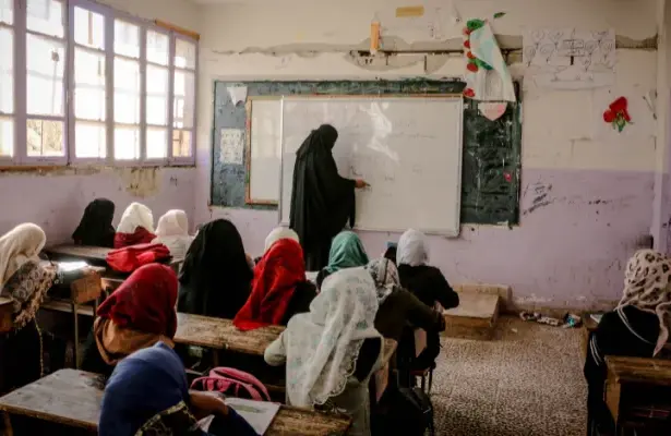 5 Keutamaan Menuntut Ilmu Agama Lengkap dengan Dalilnya!