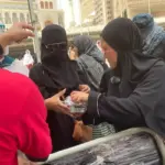 Bagikan 4.500 Nasi Box, Yayasan Alfatihah Sukses Salurkan Amanah Donatur di Baitullah!