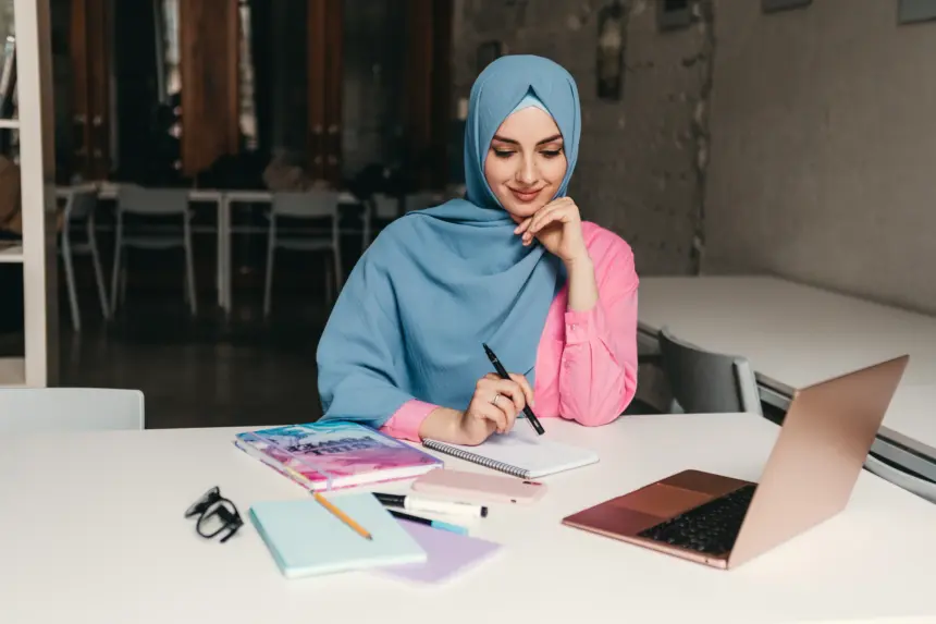 Pandangan Islam Tentang Prank: Kapan Bercanda Menjadi Haram?
