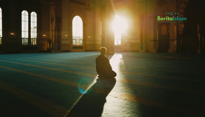 Hukum Menahan Kentut Ketika Salat, Apakah Salat Menjadi Batal?