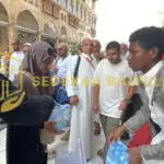 Yayasan Alfatihah Salurkan 960 Air Minum Bagi Tamu Allah di Baitullah