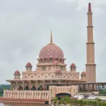 Masjid Sebagai Tempat Umat Pergi Saat Hati Lelah
