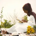 Tips Me Time yang Menghasilkan Pahala: Seni Menenangkan Diri dengan Benar