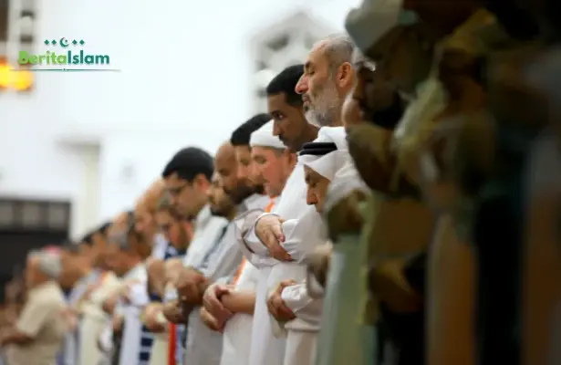 Allah Menyembuhkan Kita Melalui 3 Perantara Ibadah, Inilah Penjelasannya!