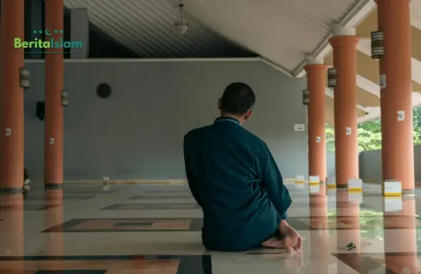 Viral Tarawih Secepat Kilat, Apakah Sah dalam Islam? Berikut Penjelasannya